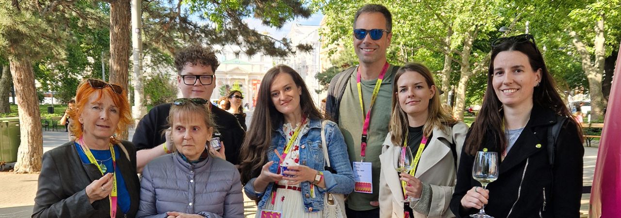 Gruppenfoto der Medienvertreter*innen bei der ViennaUP